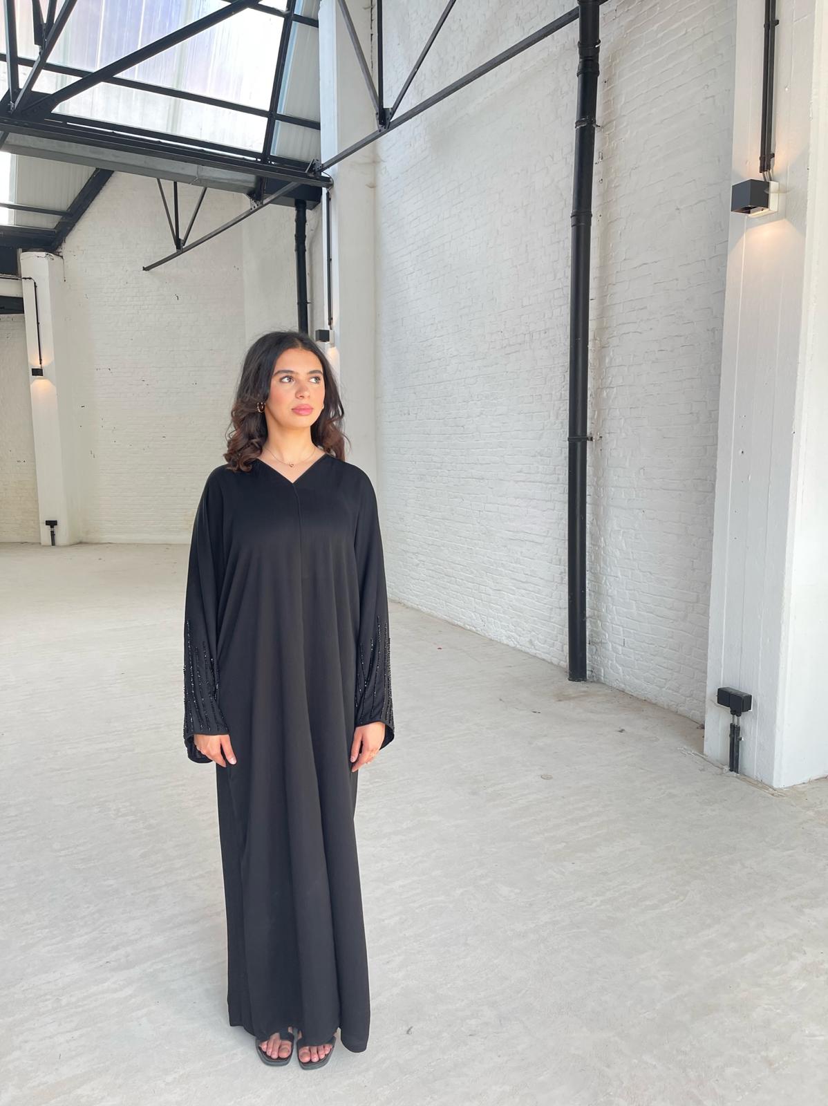 ABAYA / DARK