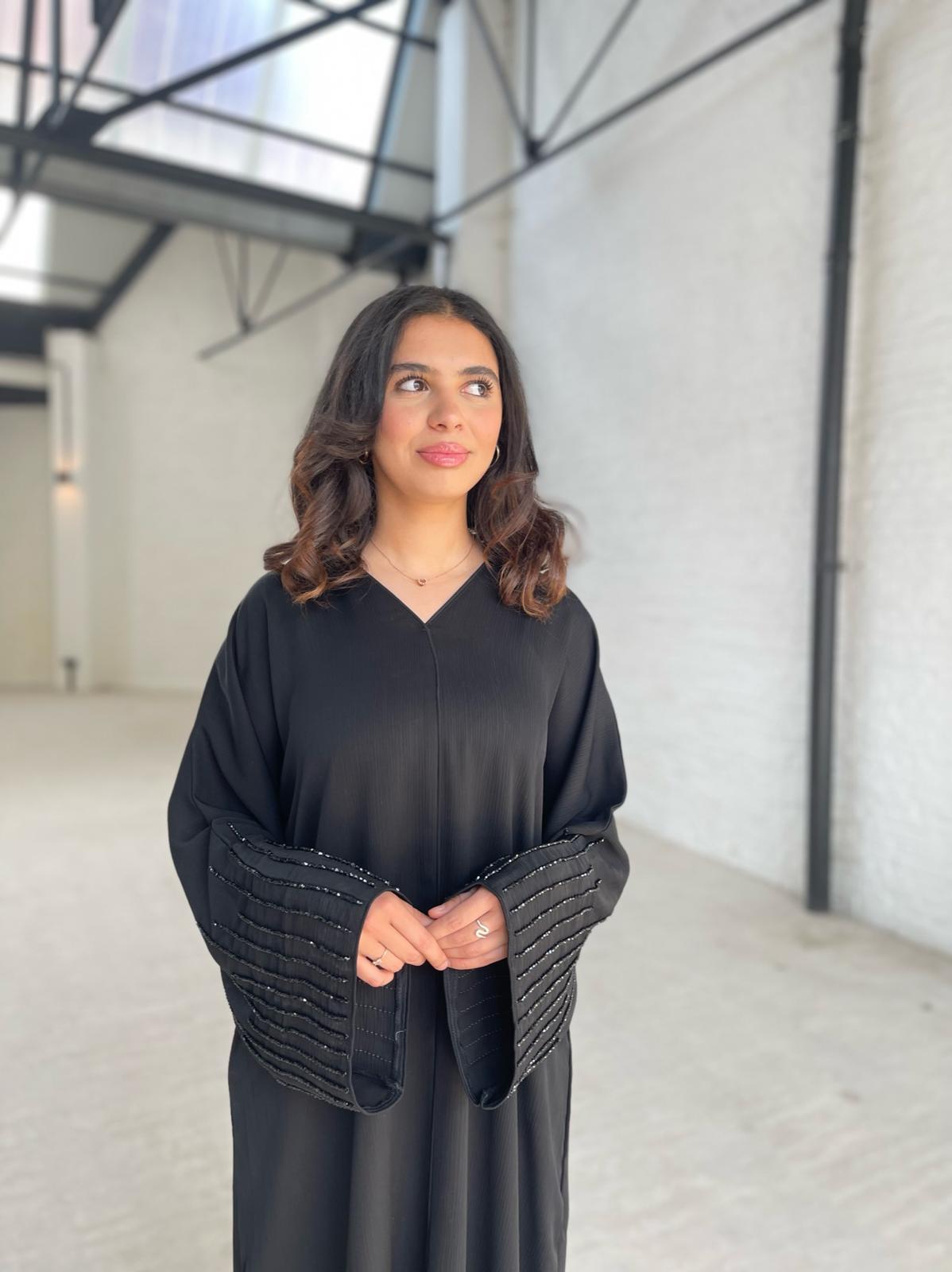 ABAYA / DARK